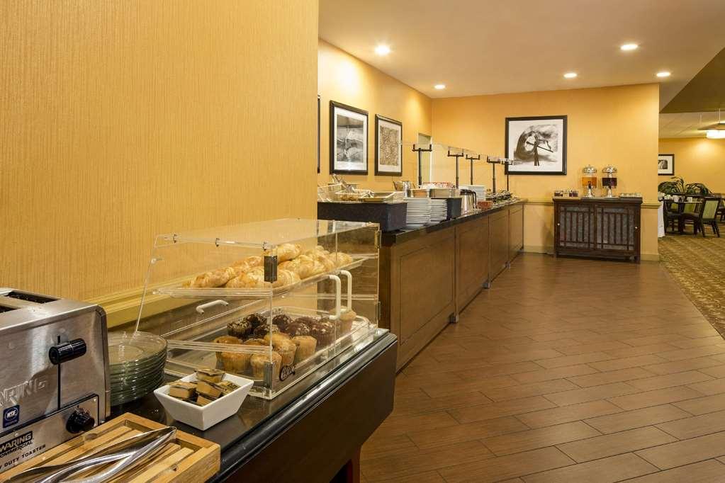 Doubletree By Hilton Hotel Raleigh - Brownstone - University Restaurace fotografie