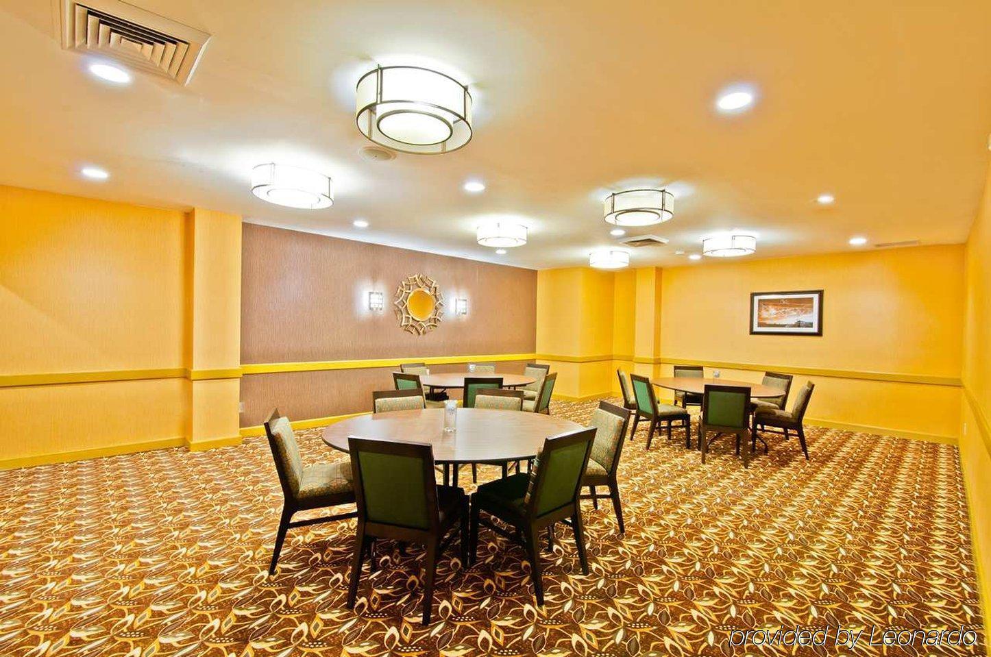 Doubletree By Hilton Hotel Raleigh - Brownstone - University Exteriér fotografie