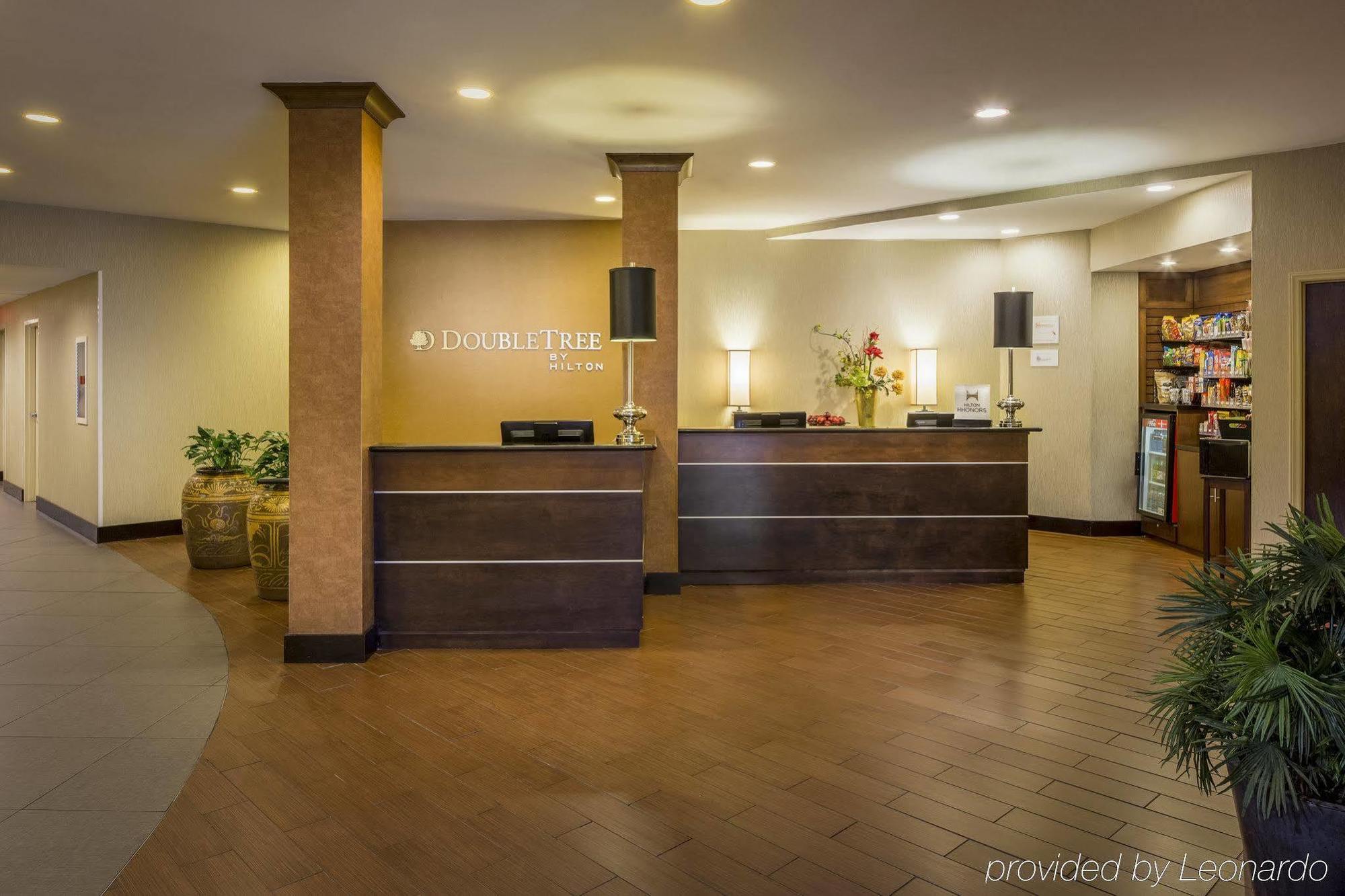 Doubletree By Hilton Hotel Raleigh - Brownstone - University Exteriér fotografie