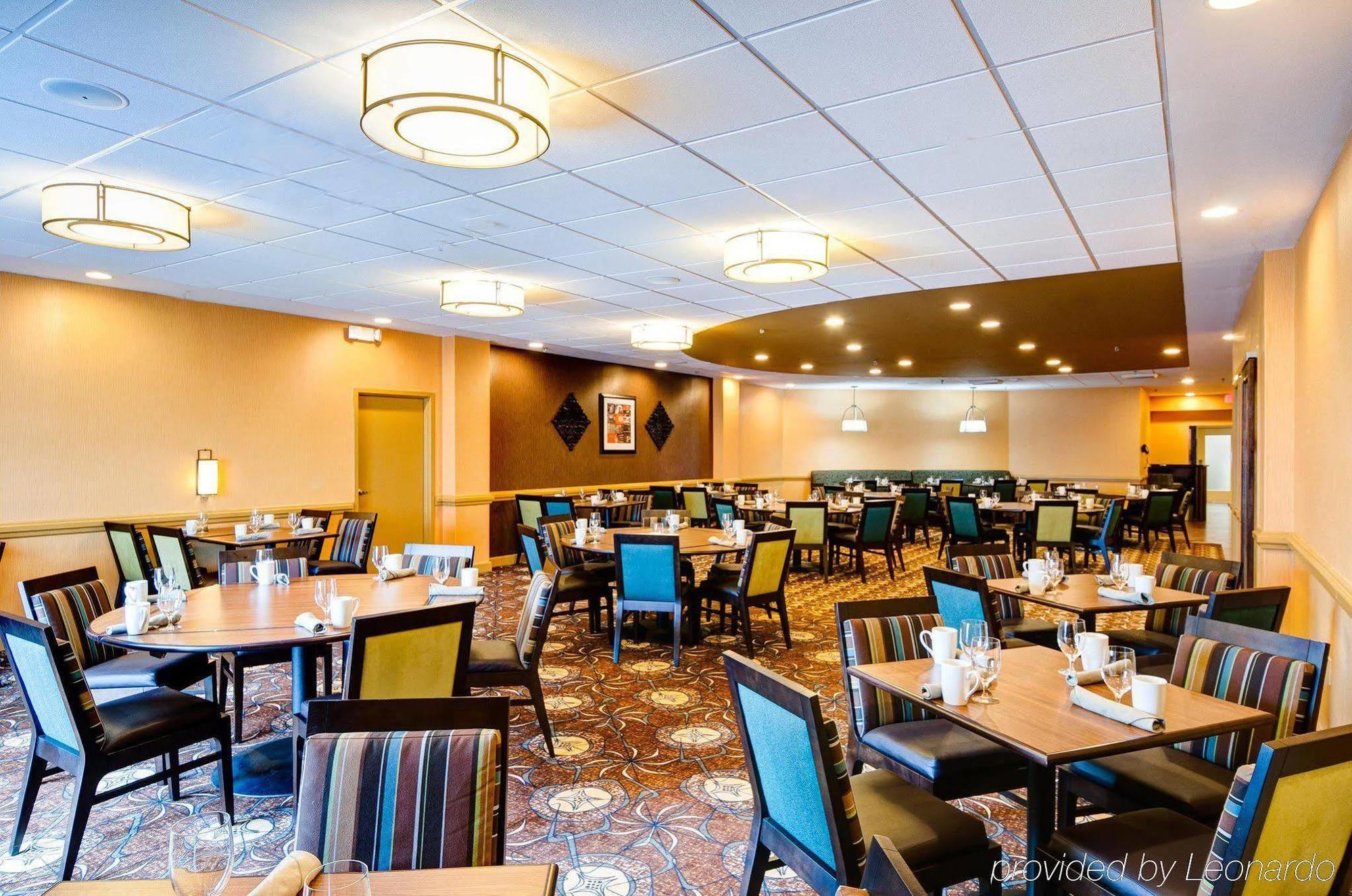 Doubletree By Hilton Hotel Raleigh - Brownstone - University Exteriér fotografie