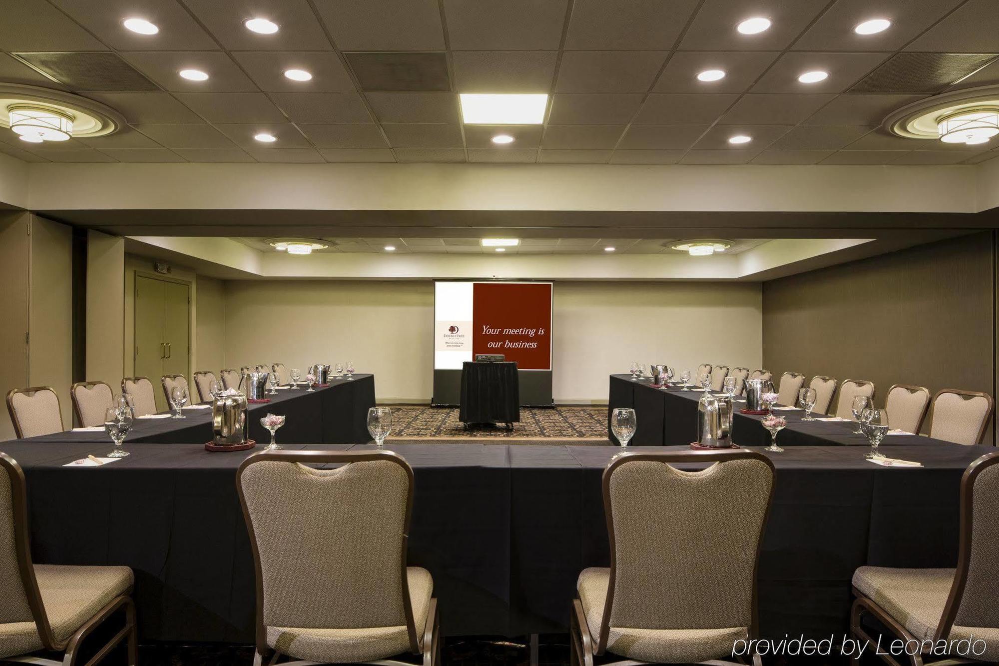 Doubletree By Hilton Hotel Raleigh - Brownstone - University Exteriér fotografie