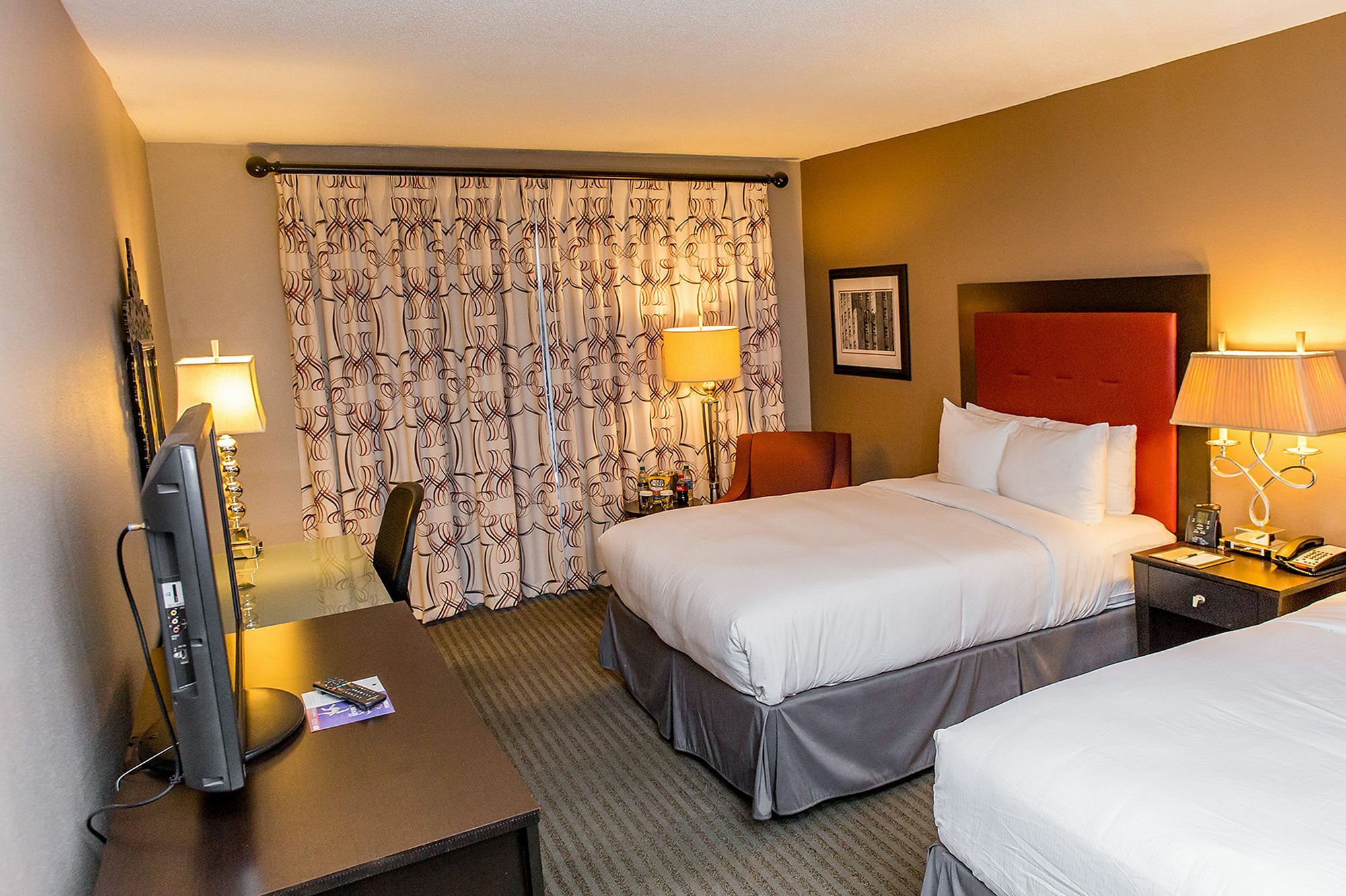 Doubletree By Hilton Hotel Raleigh - Brownstone - University Exteriér fotografie