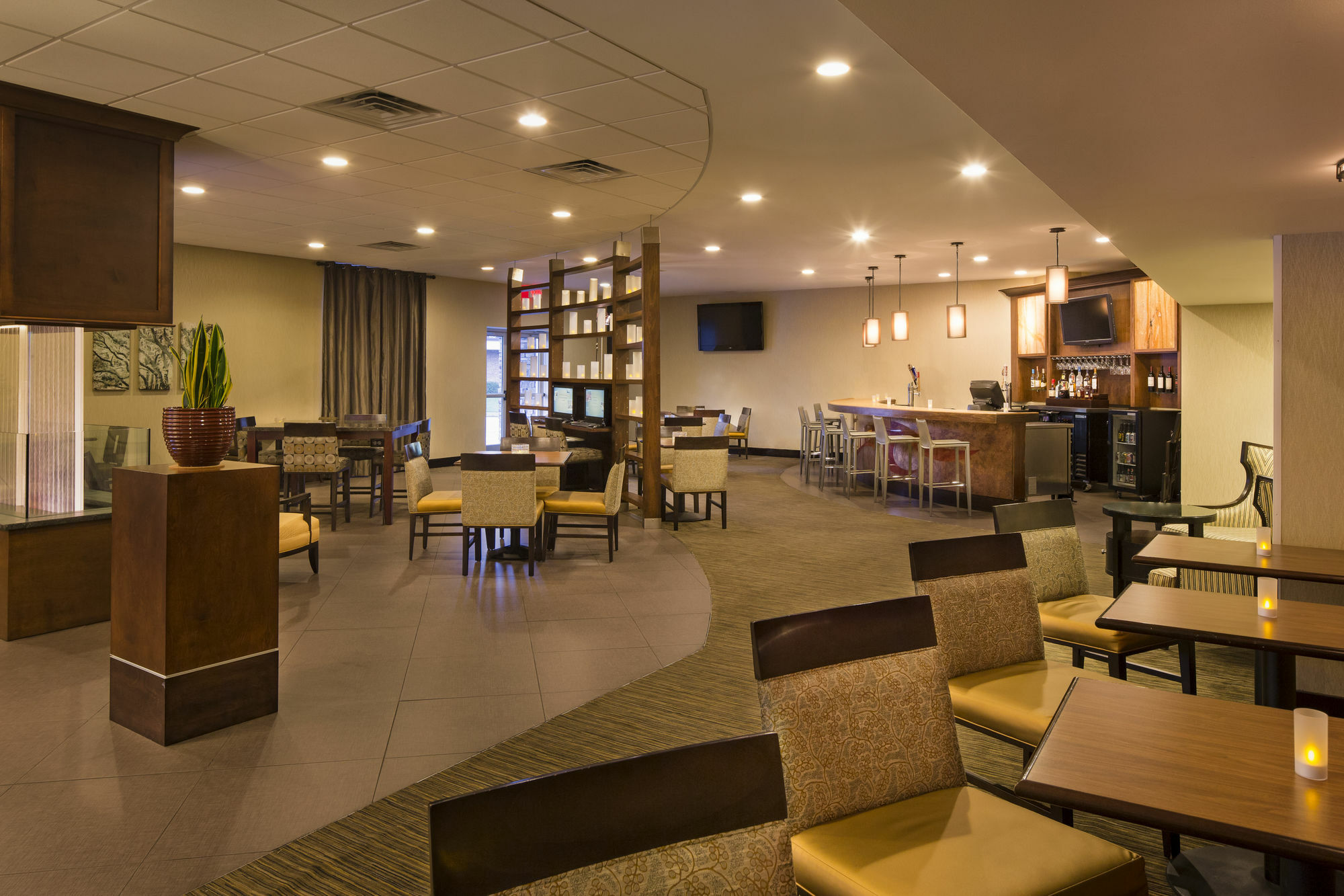 Doubletree By Hilton Hotel Raleigh - Brownstone - University Exteriér fotografie