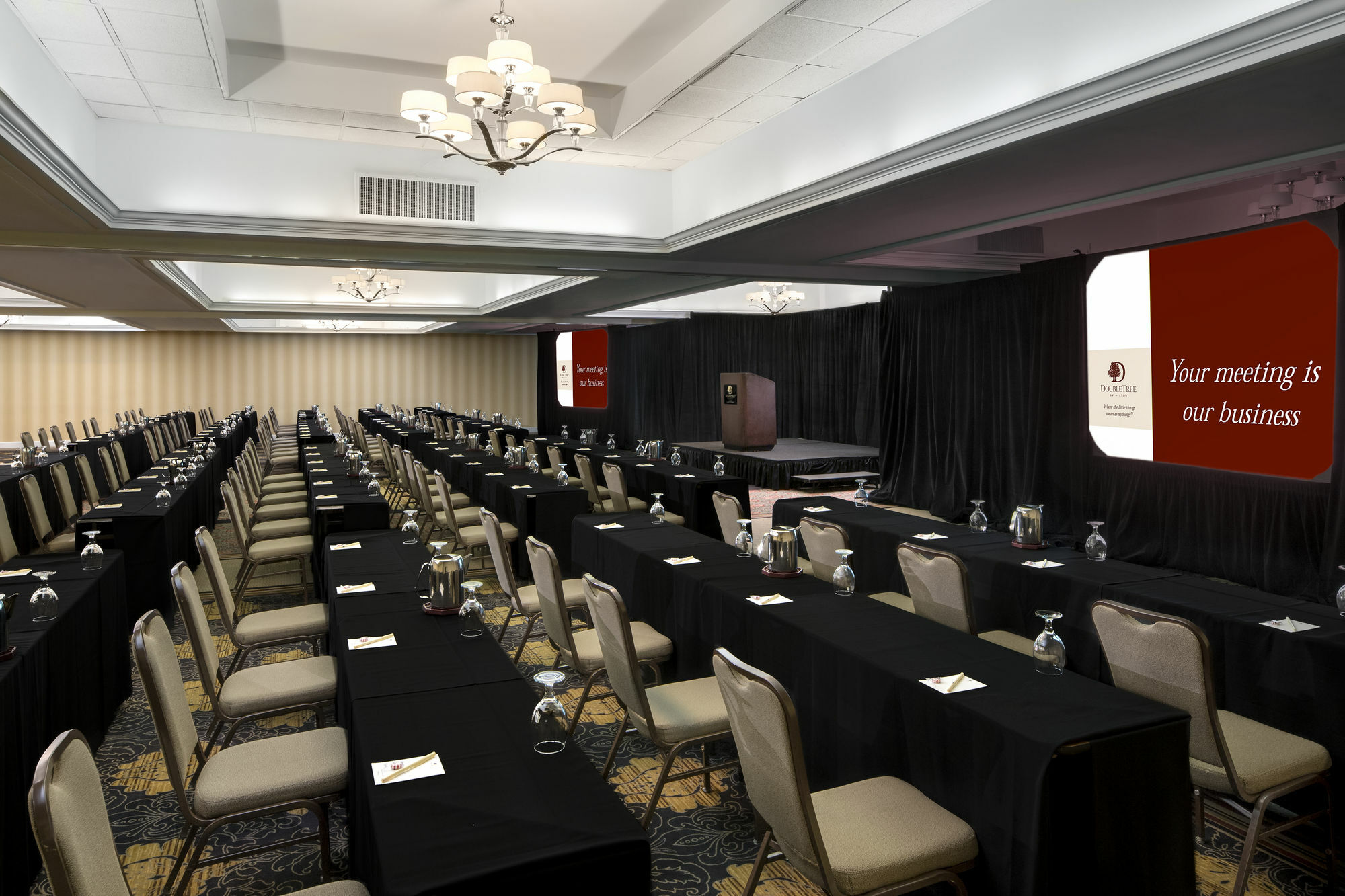 Doubletree By Hilton Hotel Raleigh - Brownstone - University Exteriér fotografie