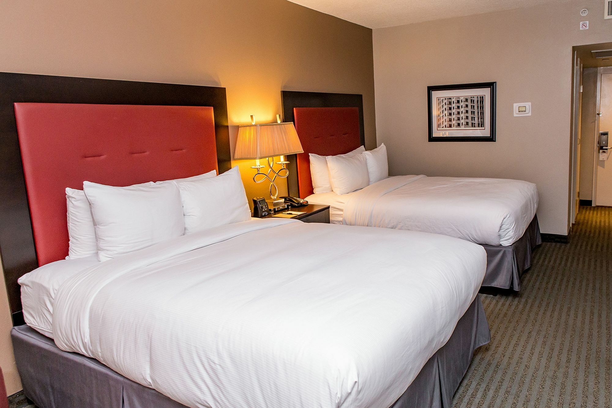 Doubletree By Hilton Hotel Raleigh - Brownstone - University Exteriér fotografie