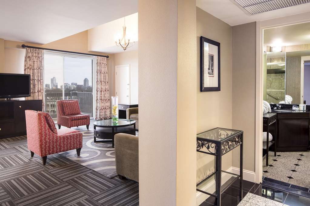 Doubletree By Hilton Hotel Raleigh - Brownstone - University Pokoj fotografie